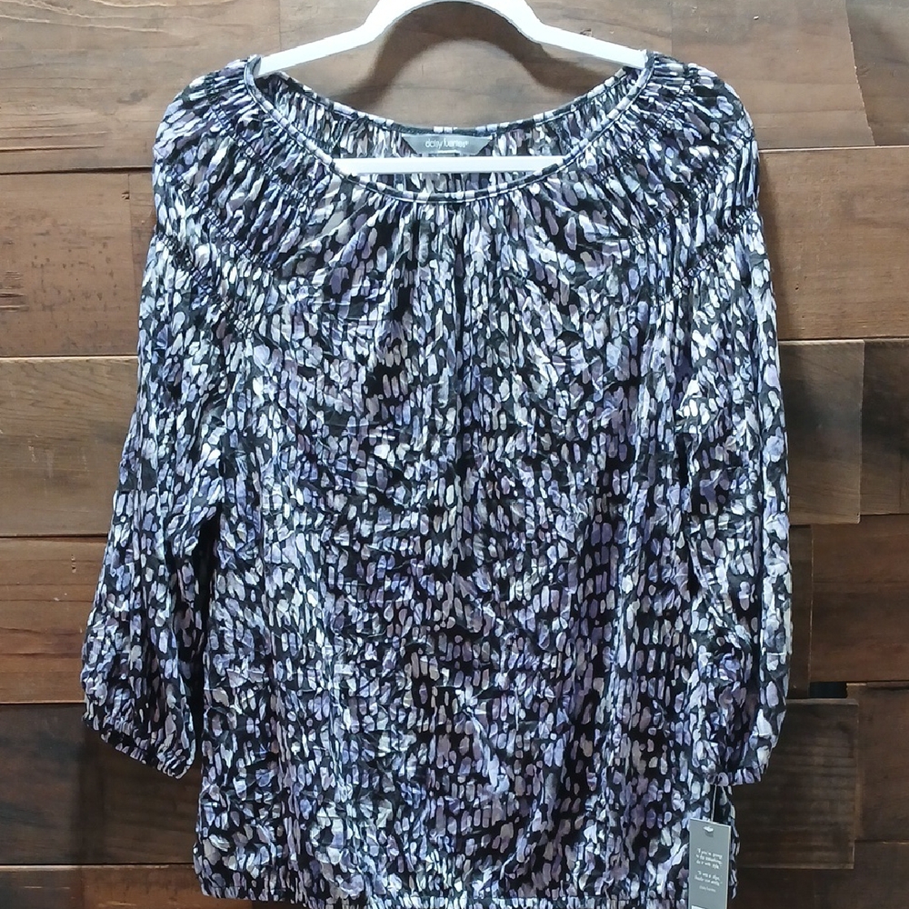 NWT Daisy Fuentes Purple and Black Blouse Size Large
